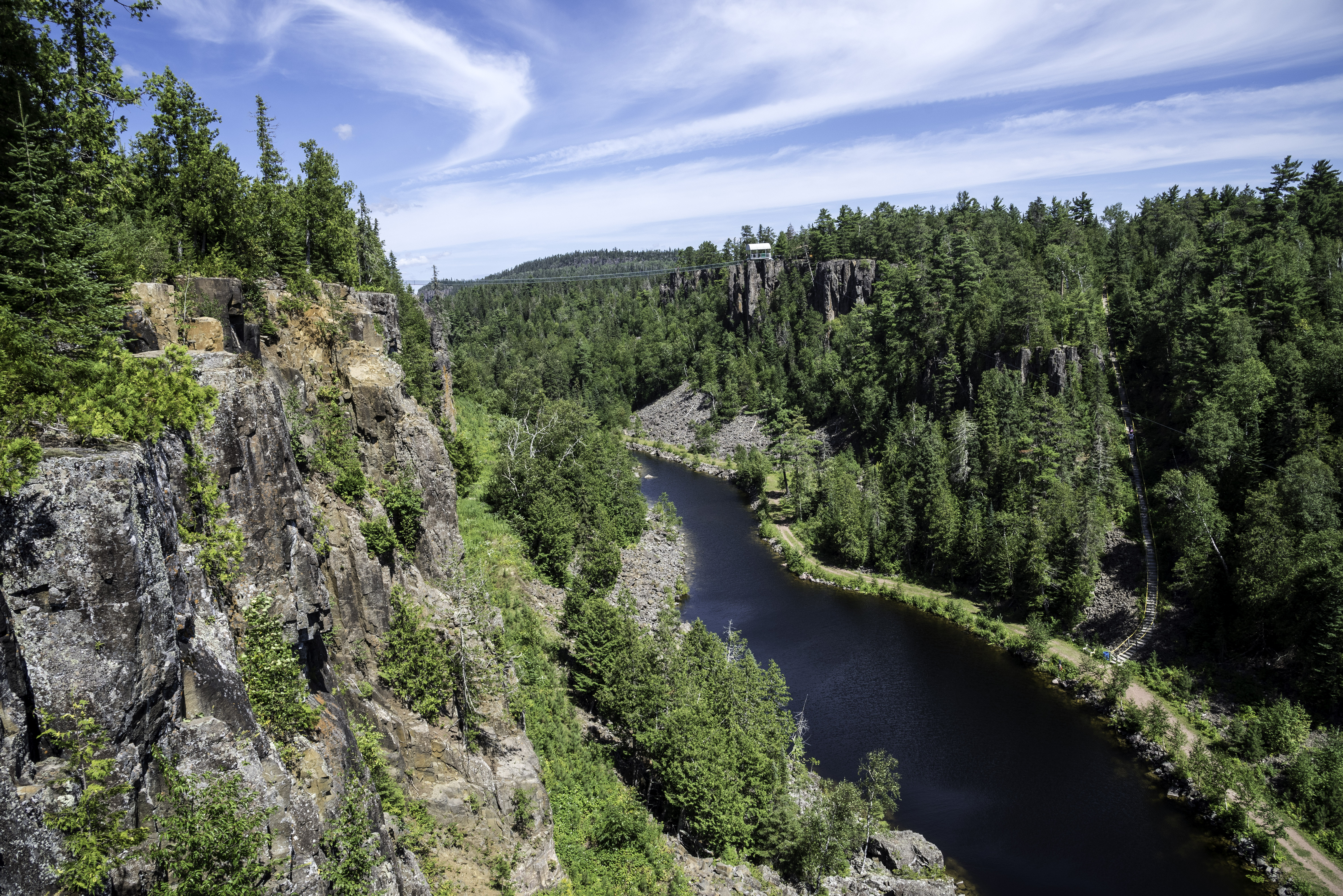 Holiday rentals River Valley
