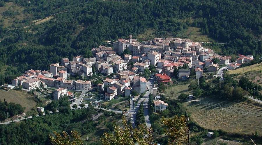 Holiday rentals Serra San Quirico